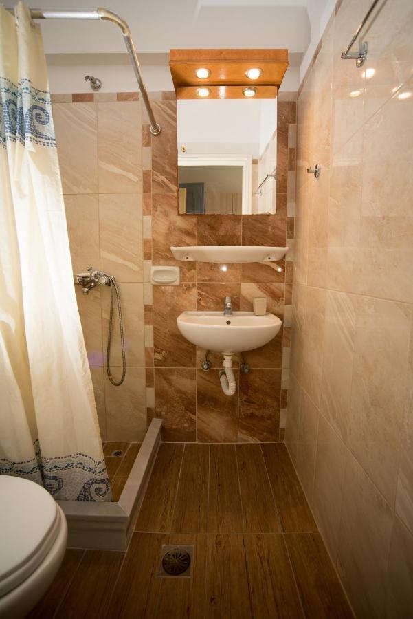 Barbagiannis Studios Myrties Buitenkant foto
